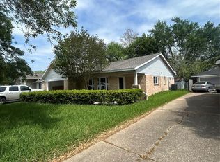 10319 Glenkirk Dr, Houston, TX 77089
