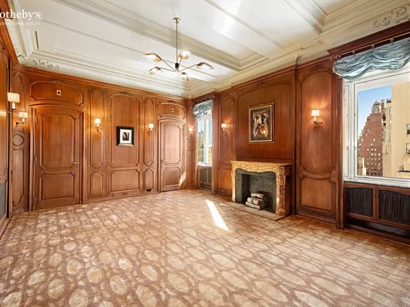 910 5th Avenue image 12 of 17