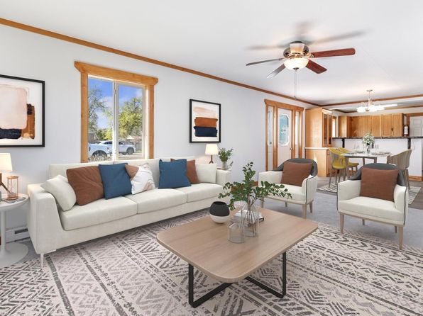 1141 Idaho St, Gooding, ID 83330