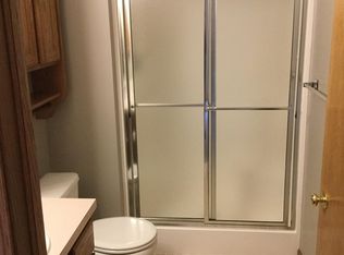 8244 Karl Ridge Rd, Lincoln, NE 68506