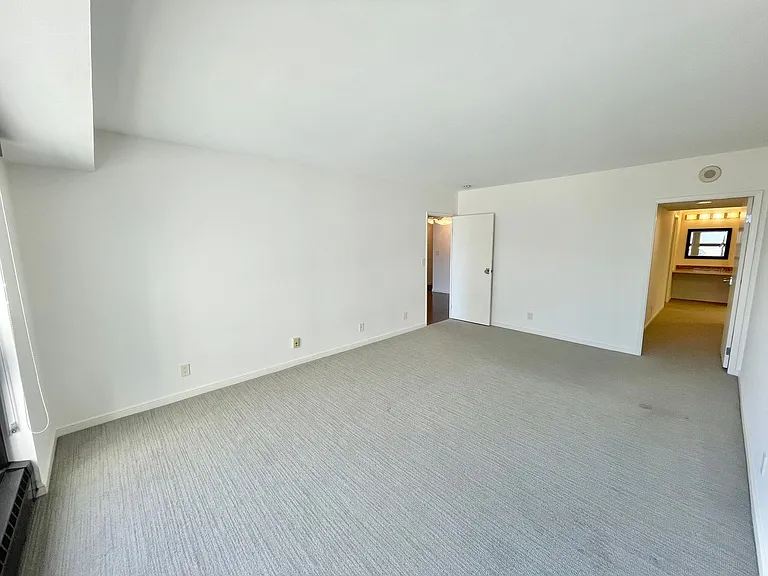 1177 California St #1132 — Photo 14