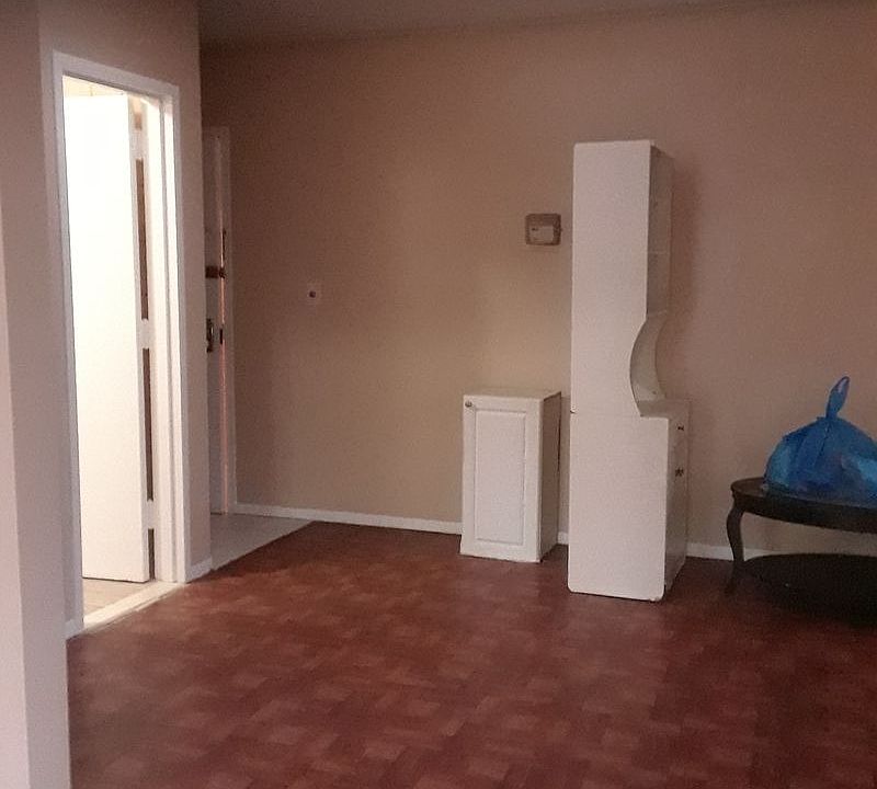 1st image of 2834 48th St #2