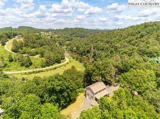 980 Rustic Rd, West Jefferson, NC 28694