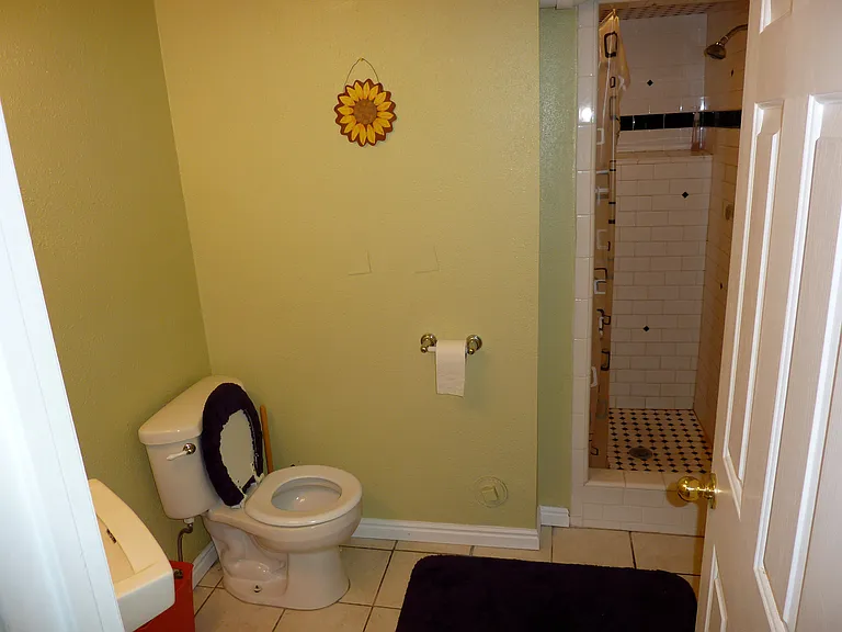239 E Commonwealth Ave #B — Photo 13