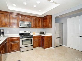 8398 Bluff Cir, Huntington Beach, CA 92646