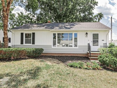 1590 Dennis Dr, Wickliffe, OH, 44092