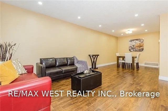 3 bed, $2,800 — Photo 3