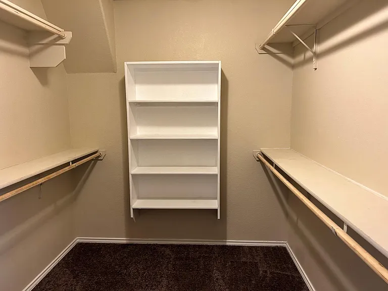 6400 Treiber Dr — Photo 14