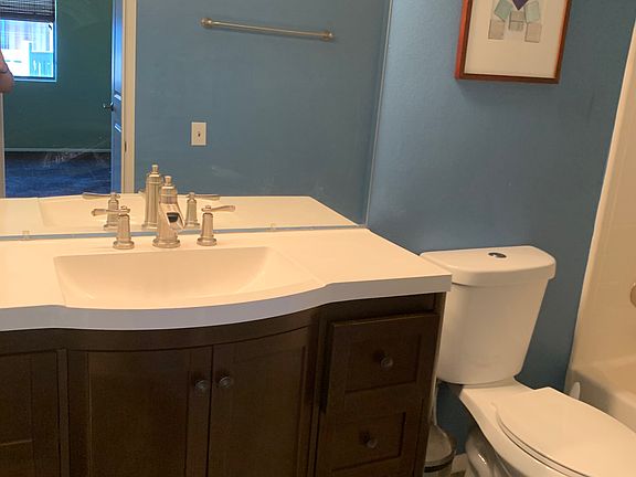 2nd bathroom