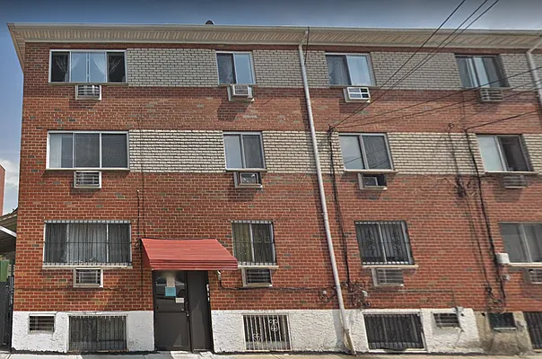 Rented by Apple Realty Group Corp | media 1