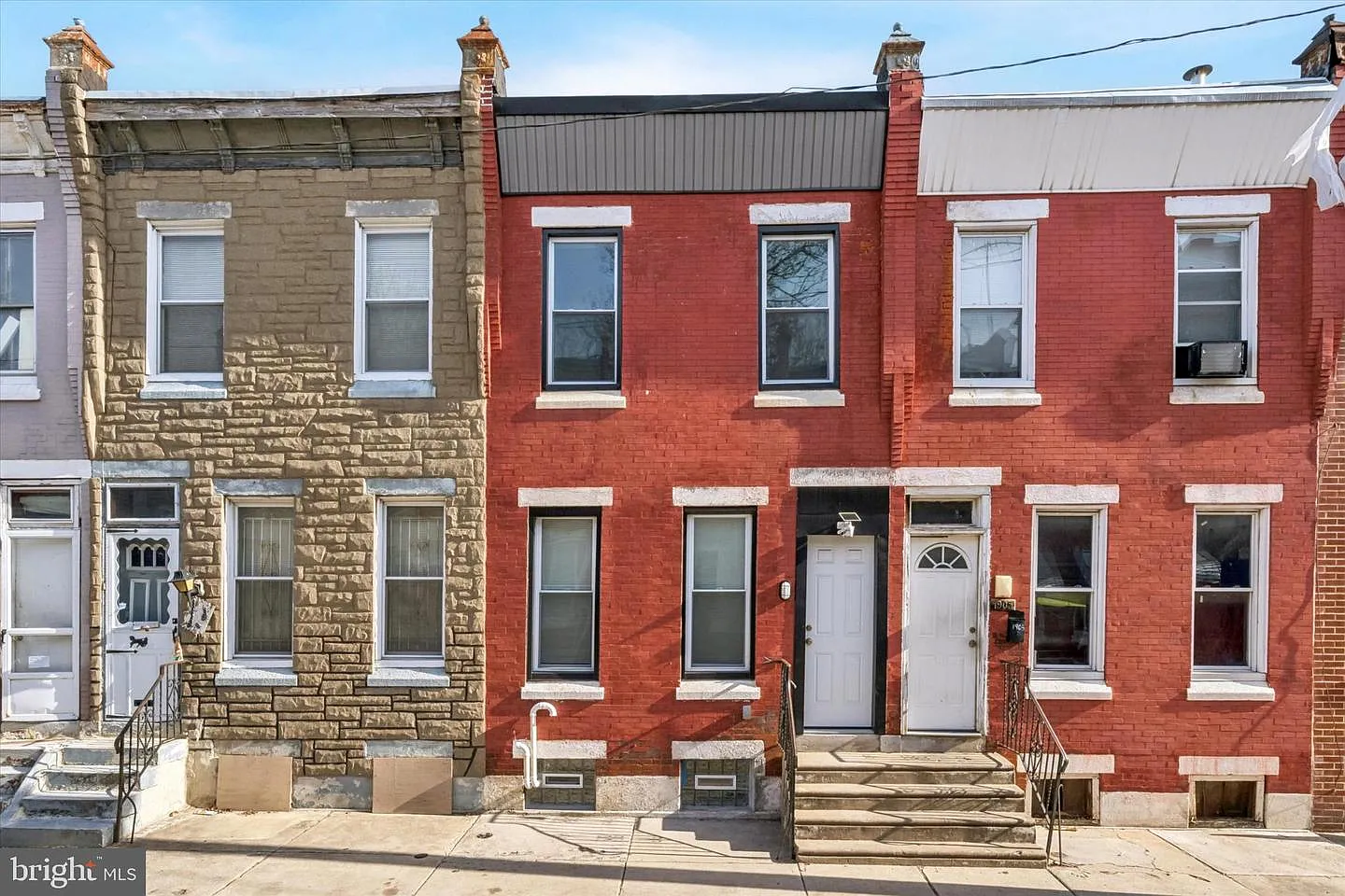 1907 N Ringgold St photo 1