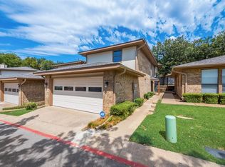 17 Cedar Ln, Bedford, TX 76021