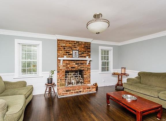 4th image of 4482 Country Walk Ln
