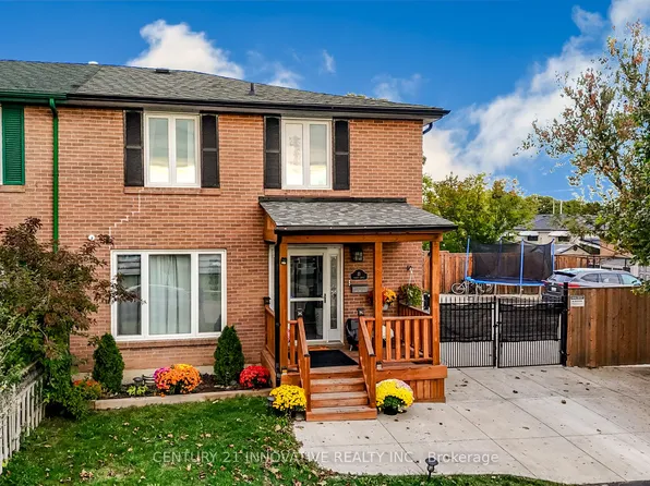 13 Dorset Dr, Brampton, ON L6T 2Y1