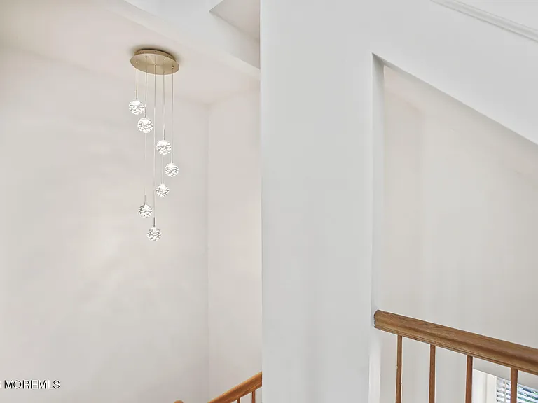 761 Banyan Ct — Photo 19