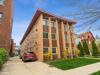 339 Clinton Ave APT 1, Oak Park, IL, 60302