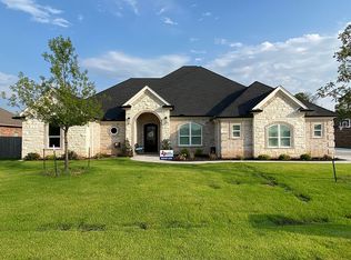 319 Driftwood Ln, Wichita Falls, TX 76308