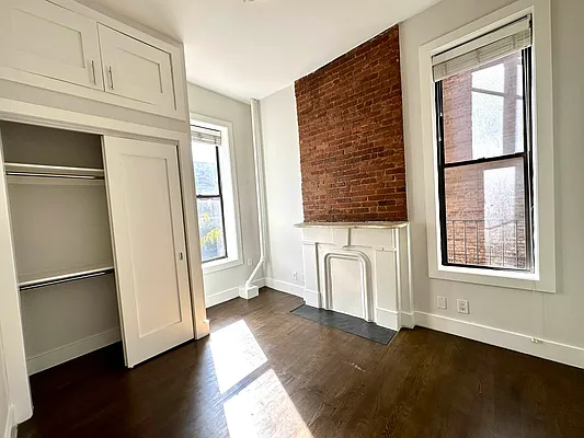 Rented by Corcoran | media 16