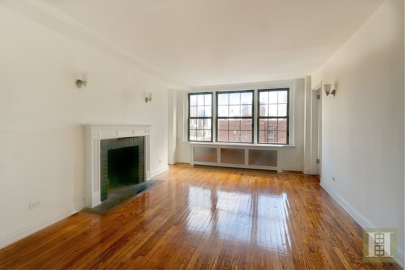 1st image of 15 Park Ave APT 15C