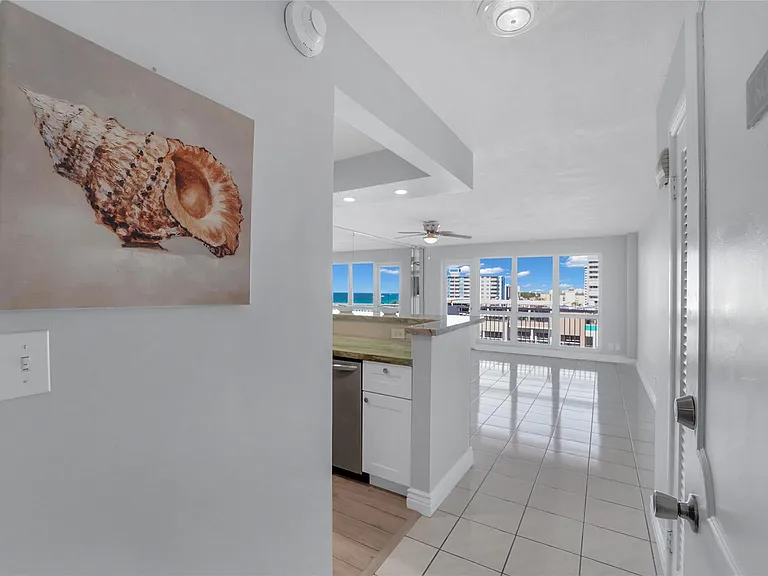 133 N Pompano Beach Blvd #806 — Photo 8