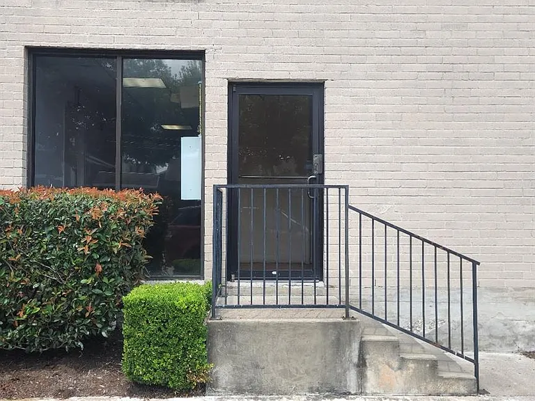 3025 Walnut Bend Ln #35 — Photo 29