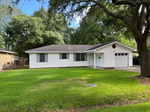 9175 Gardner St, Beaumont, TX 77707