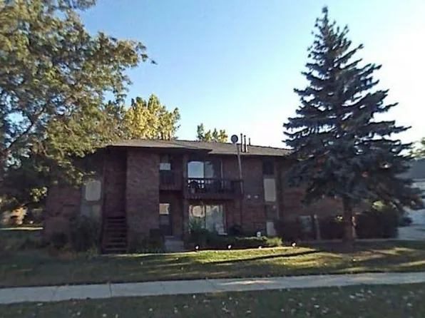 19405 Oakwood Ave, Country Club Hills, IL 60478