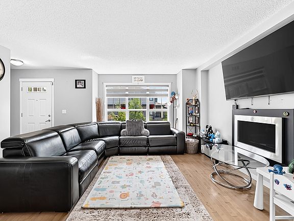 5th image of 5280 21st Ave SW