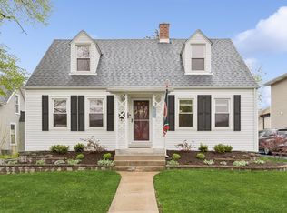 5135 Fairview Ave, Downers Grove, IL 60515