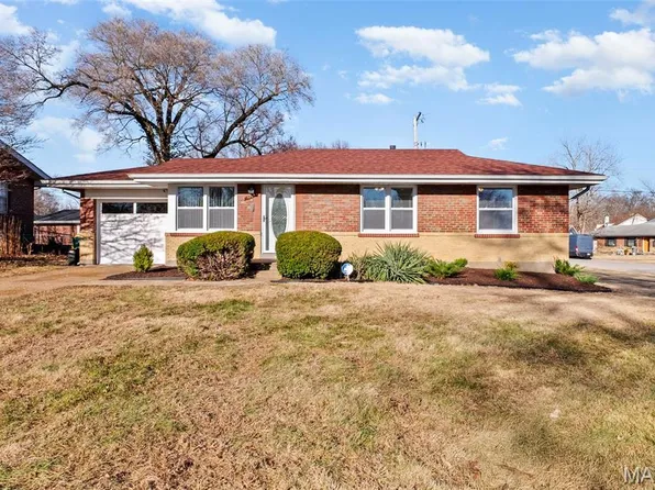 1201 Ensley Dr, Saint Louis, MO 63137
