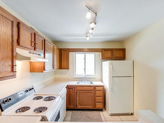 5th image of 3322D Devonwood Hills Dr NE