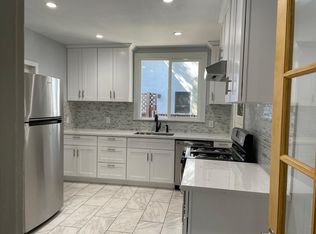 3815 Webster St #F, Oakland, CA 94609