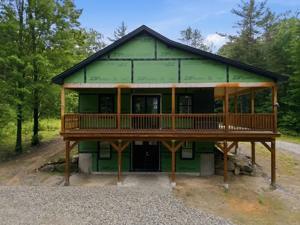 89 Hemlock Lane, Danbury, NH 03230