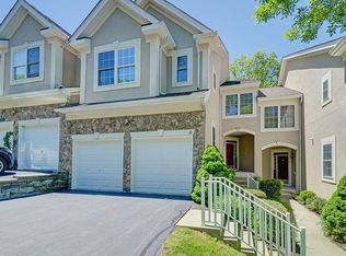 26 Glattly Dr #2003, Denville, NJ 07834