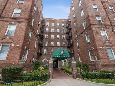 111-15 75th Ave APT 4L, Forest Hills, NY, 11375