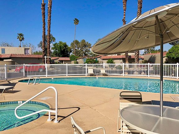 2nd image of 68462 Calle Toledo #2BA-1550SQFT