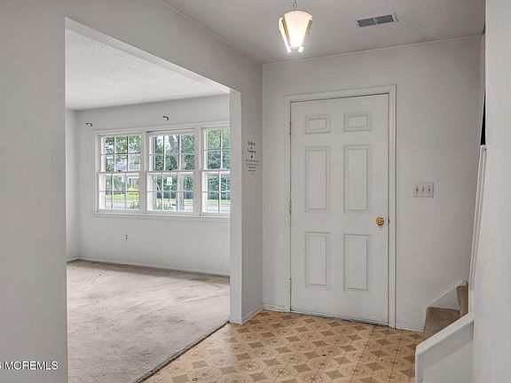 5th image of 28 Brand Road