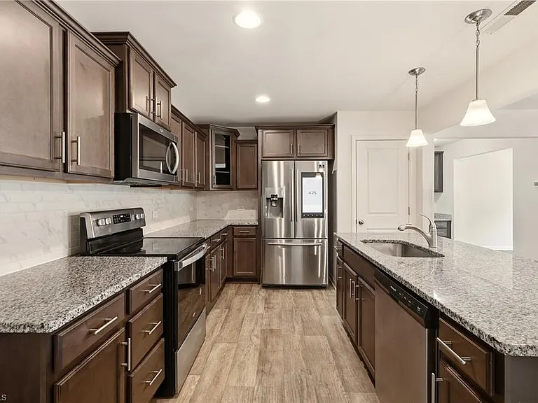 849 Bitting Hall Dr — Photo 15