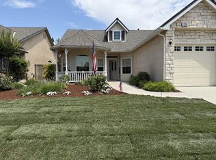 1204 N Leila St, Visalia, CA