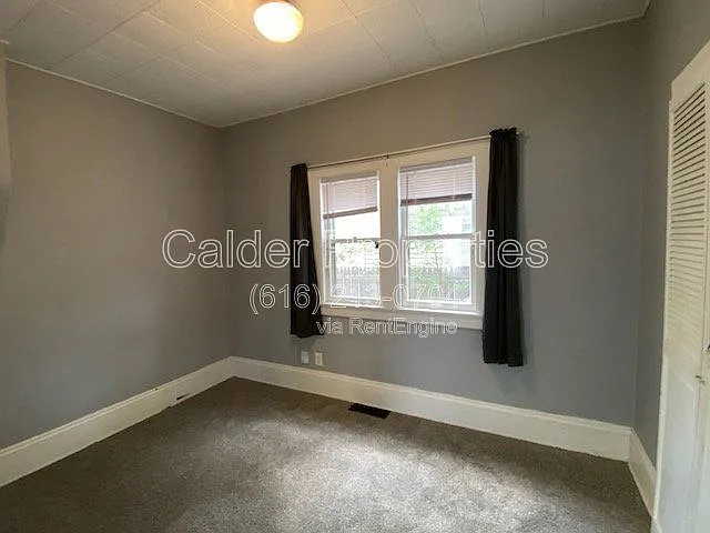 143 Page St NE #1 — Photo 9