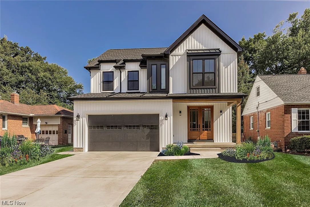 31002 Carlton Dr photo 1