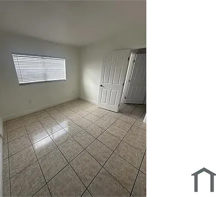 1660 NE 150th St #402 — Photo 1