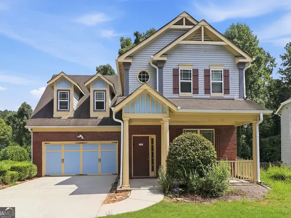 114 Parkway Dr, Fairburn, GA 30213