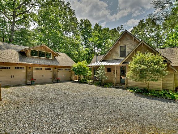 2nd image of 375 Blackberry Mountain Dr