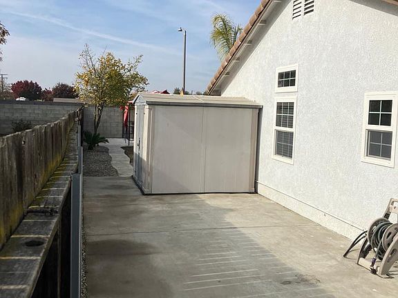 2nd image of 2954 Pine Castle Dr