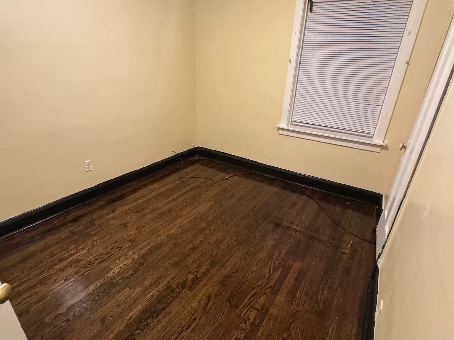 5 bed, 1200 sqft, $2,200 — Photo 4