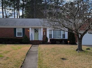 3304 Hemlock Dr, Chesapeake, VA 23321