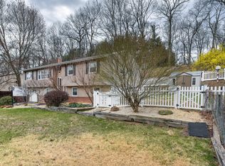 358 Conklintown Rd, Ringwood, NJ 07456