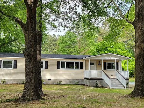 4201 River Run Dr, Sanford, NC 27332