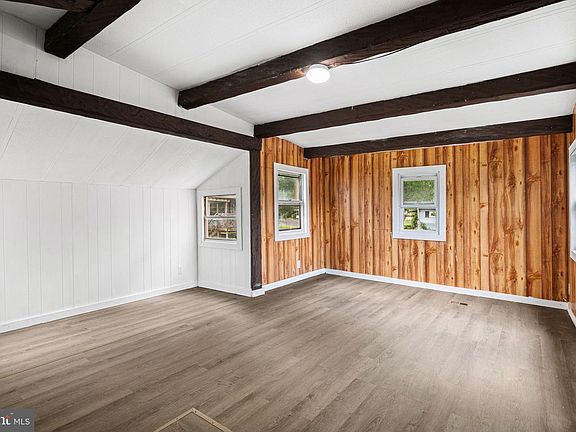 2nd image of 1446 Gibson Rd